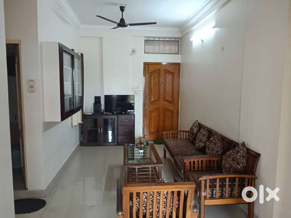 45 lakhs, NEW 2BHK flat, 1034 SqFt., Pukunnam Center, Thrissur