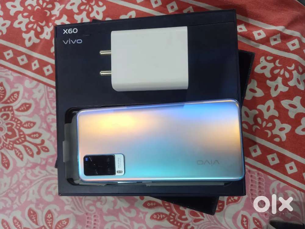 Vivo x60 12+8 gb ram 256 rom