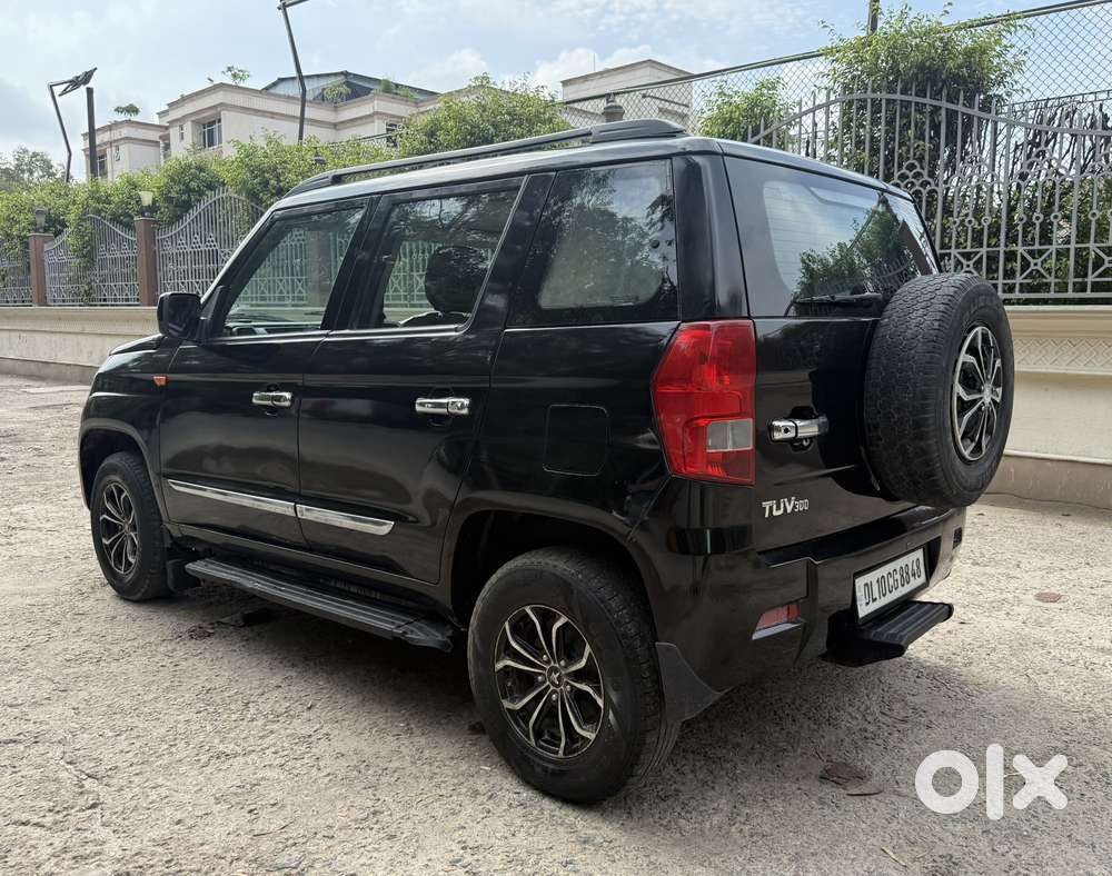 Mahindra TUV 300 T6, 2016, Diesel
