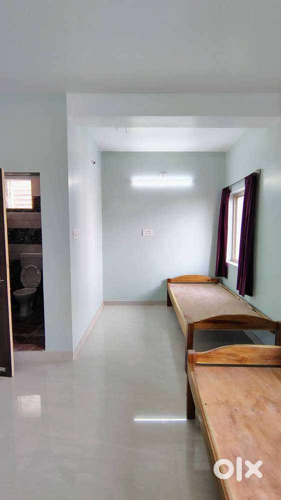 Bed Space for Rent – Ideal for Working Professionals/Students