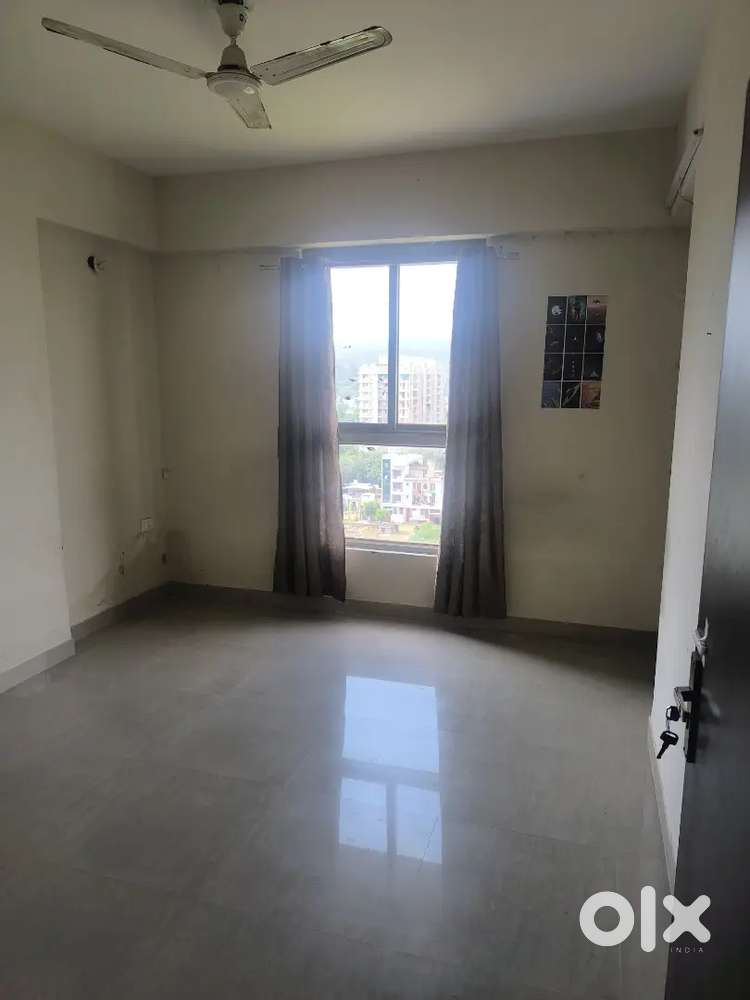 Need a flatmate for flat