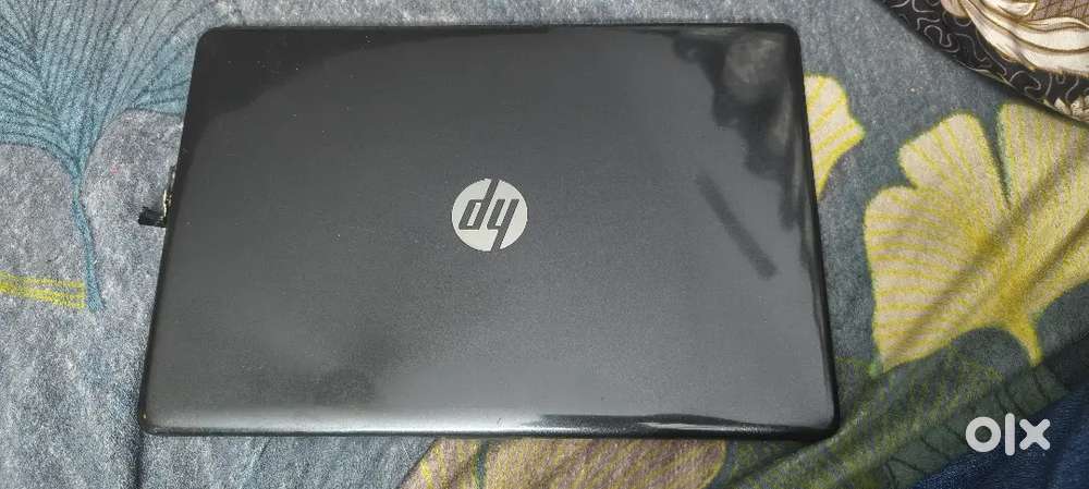 HP LAPTOP i3