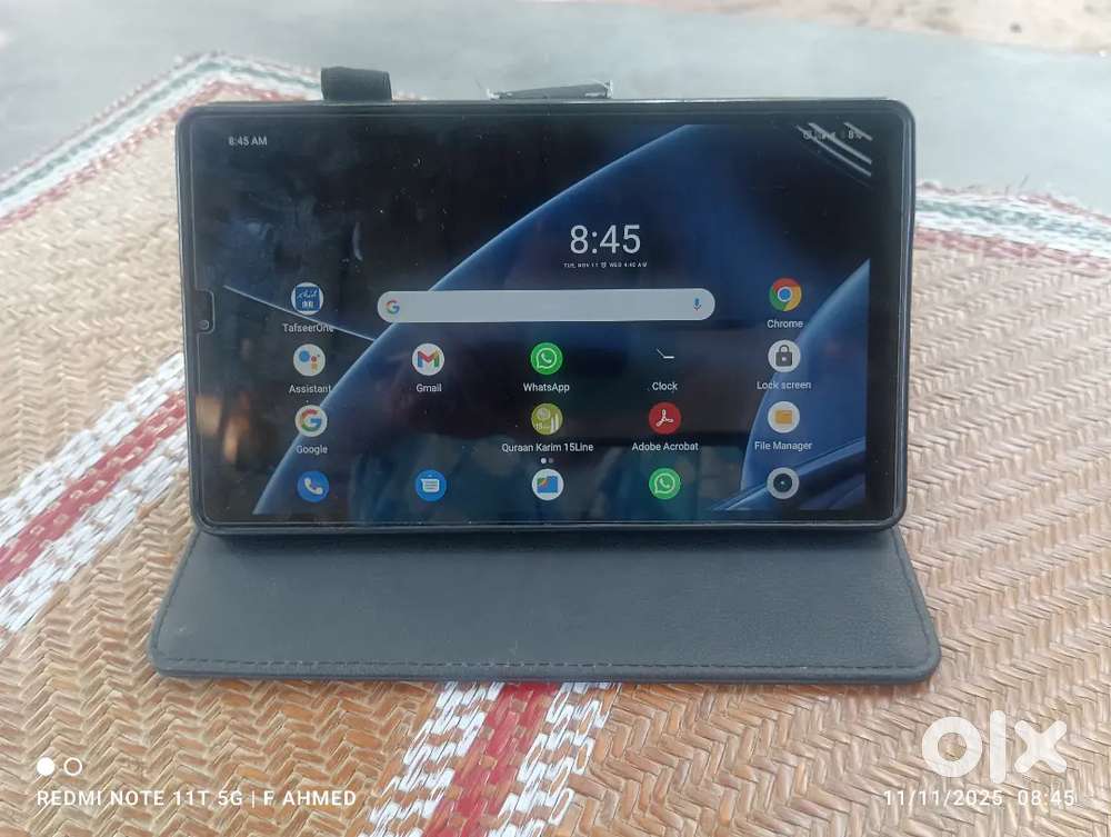 Realmi pad mini 6 gb ram. 128 memory. 4g +WiFi two Sim card.