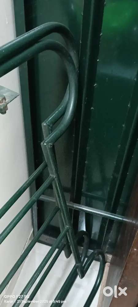Double Bed Iron Cart