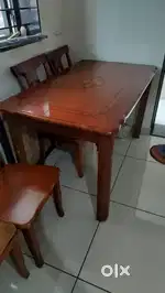 Dinning table, wooden, 4 seater