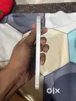 Iphone 13 white colour