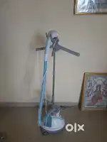 Garment steamer pringle iron