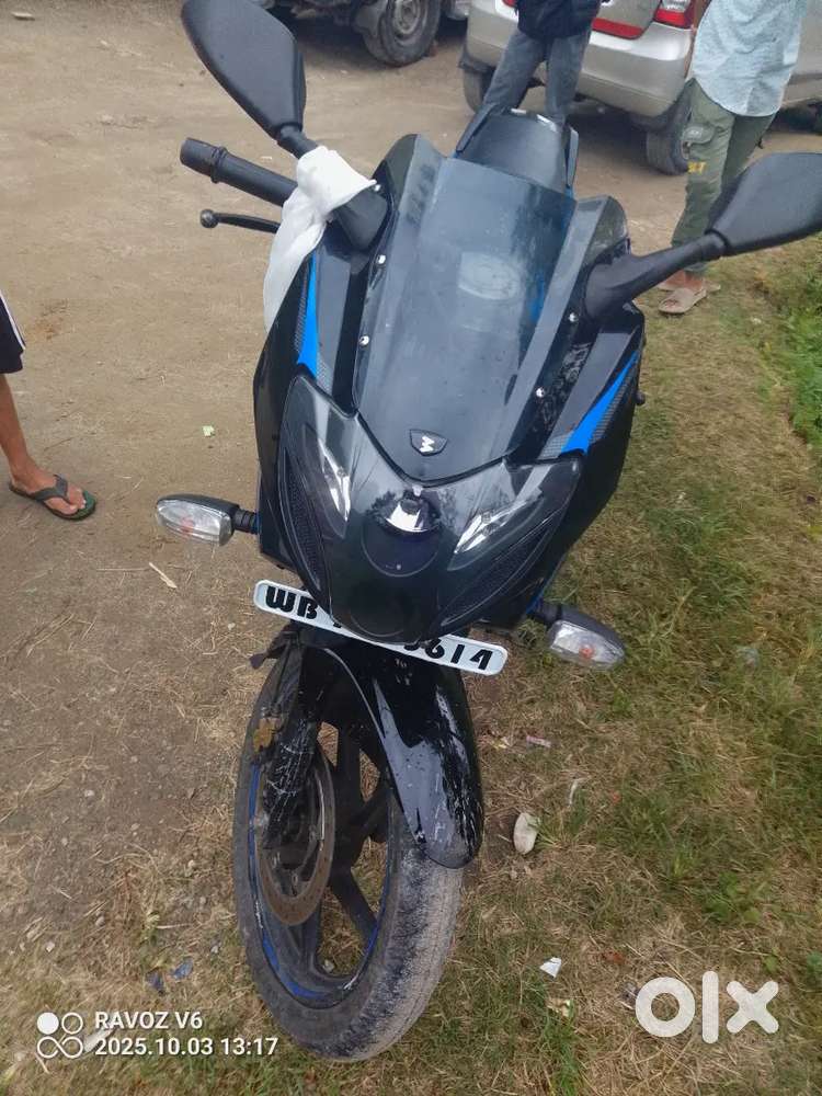 Pulsar 220f 1st owner