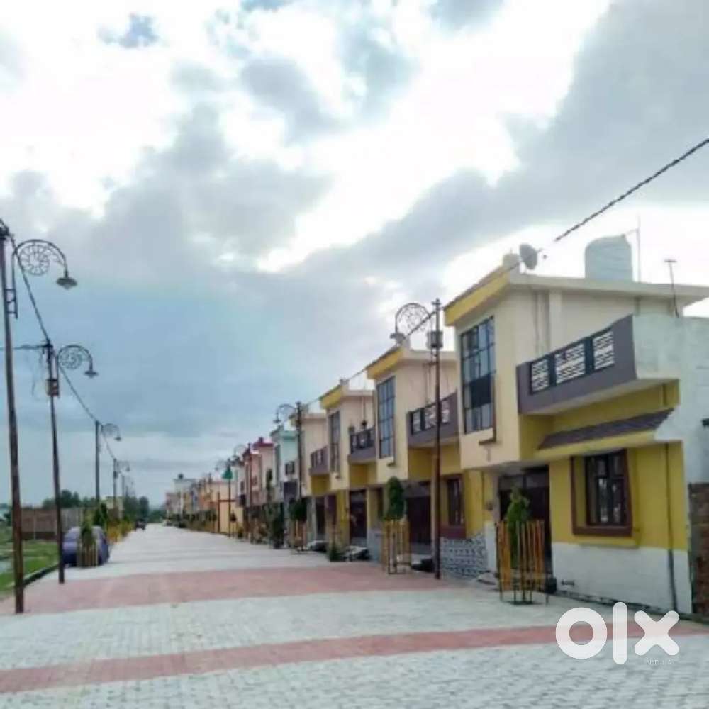 Plot sale in Hari ashray nagar