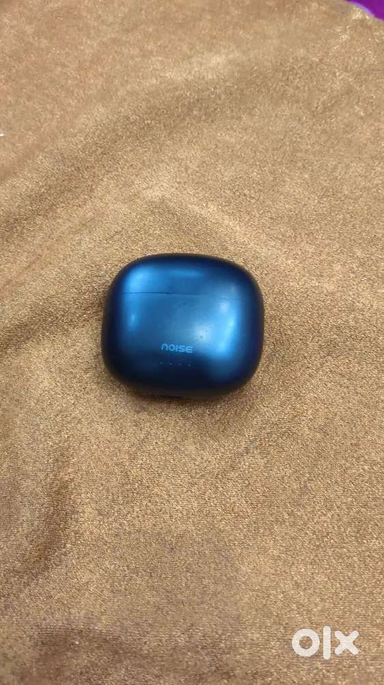 Noise VS104 charging case