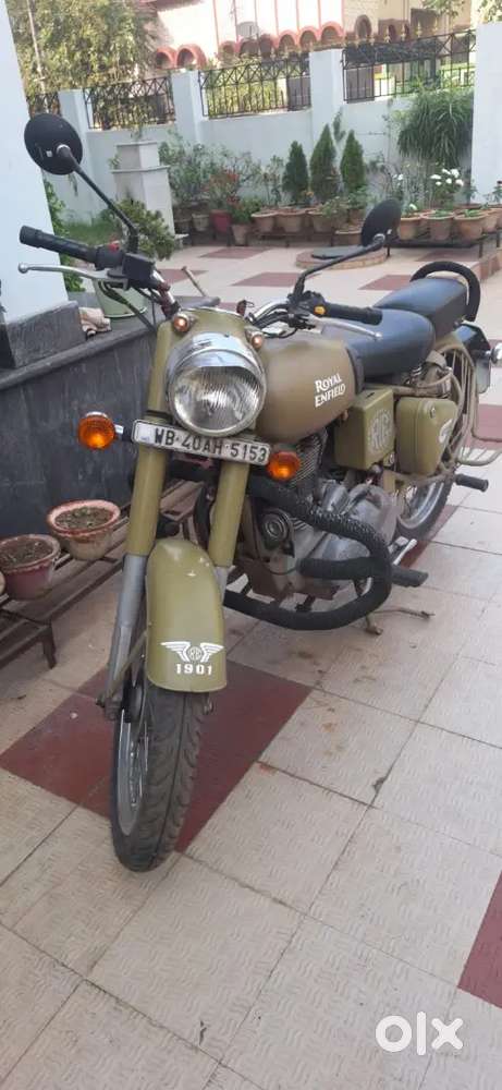 Royal infield classic 500 desert storm