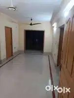 3BHK FOR SALE AT KHIDDERPORE ON ROAD NEAR BABU BAZAR PETROL PUMP