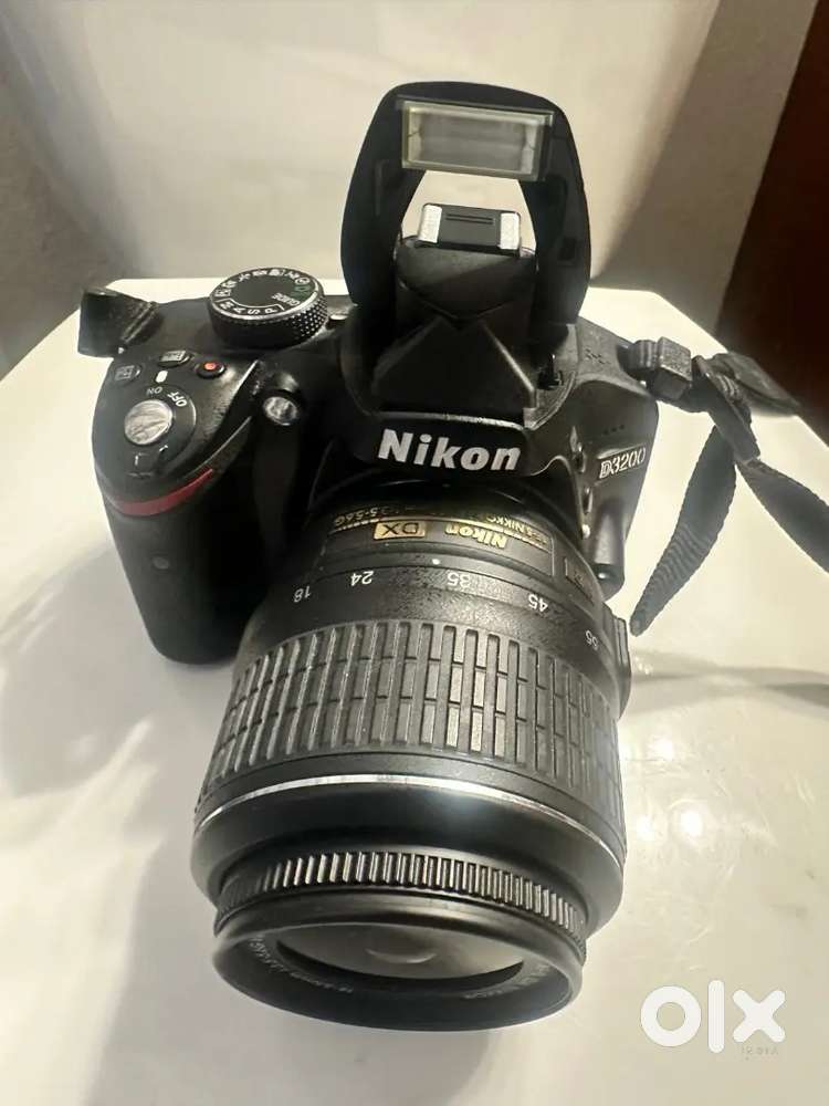NIKON D3200 DSLR