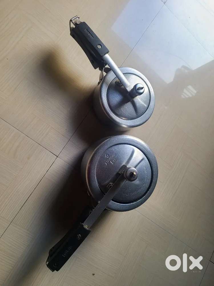 Cookers &gt; pair of cookers,which are in good codition.