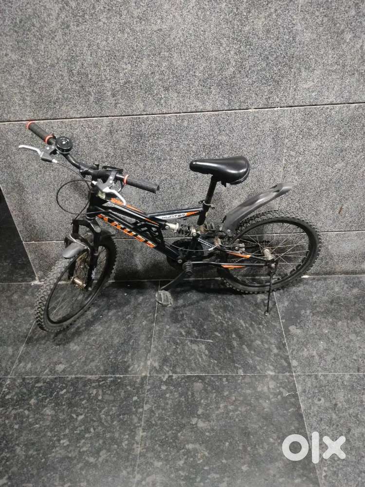 20 inch hunter bicycle with shockers