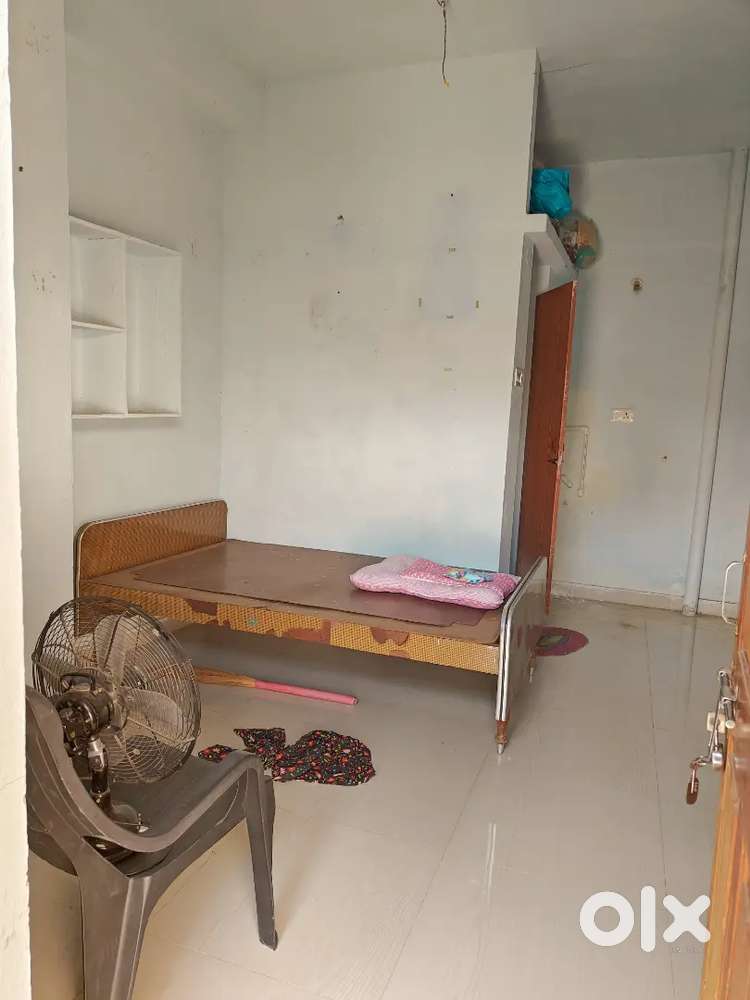 Room for rent which is most suitable for students, bachelors