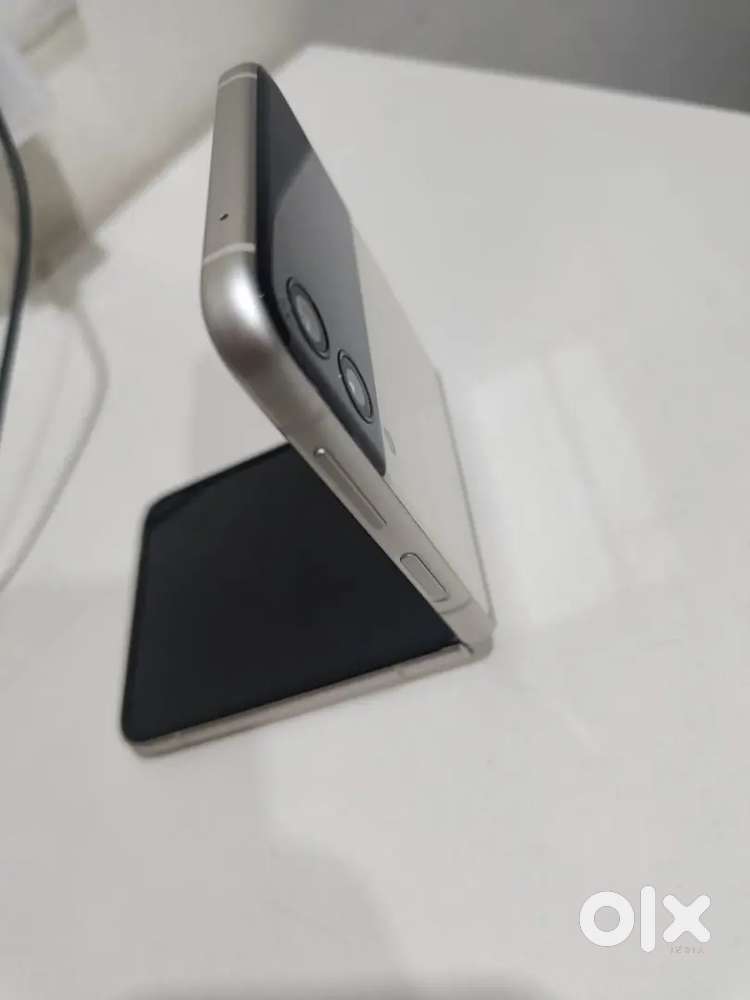 Samsung galaxy flip 3 2024