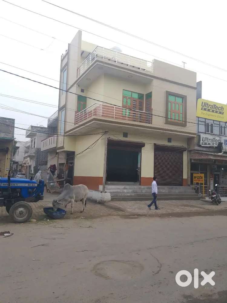 2 room , 1 store room , 1looby , 2 side balcony, 1 kitchen