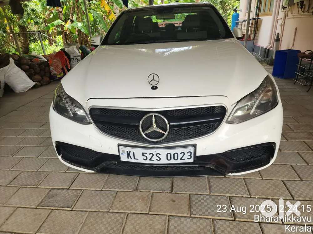 Mercedes-Benz E 250 CDI W212.   year of make NOV 2012