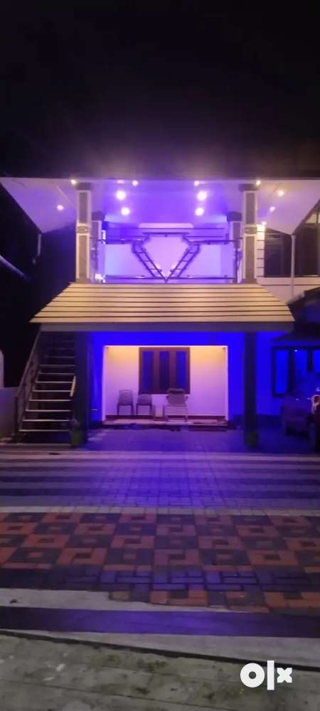 2bhk house upstairs for rent near pathaalam Kalamassery
