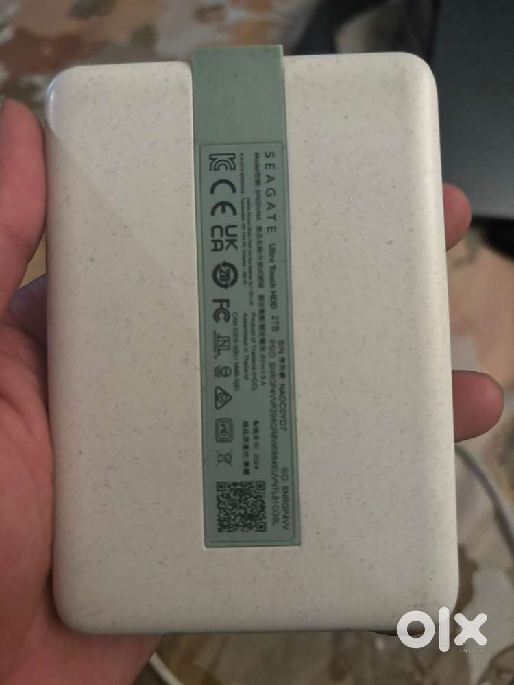 1 TB Seagate Hard Disk ( White ) Brand New