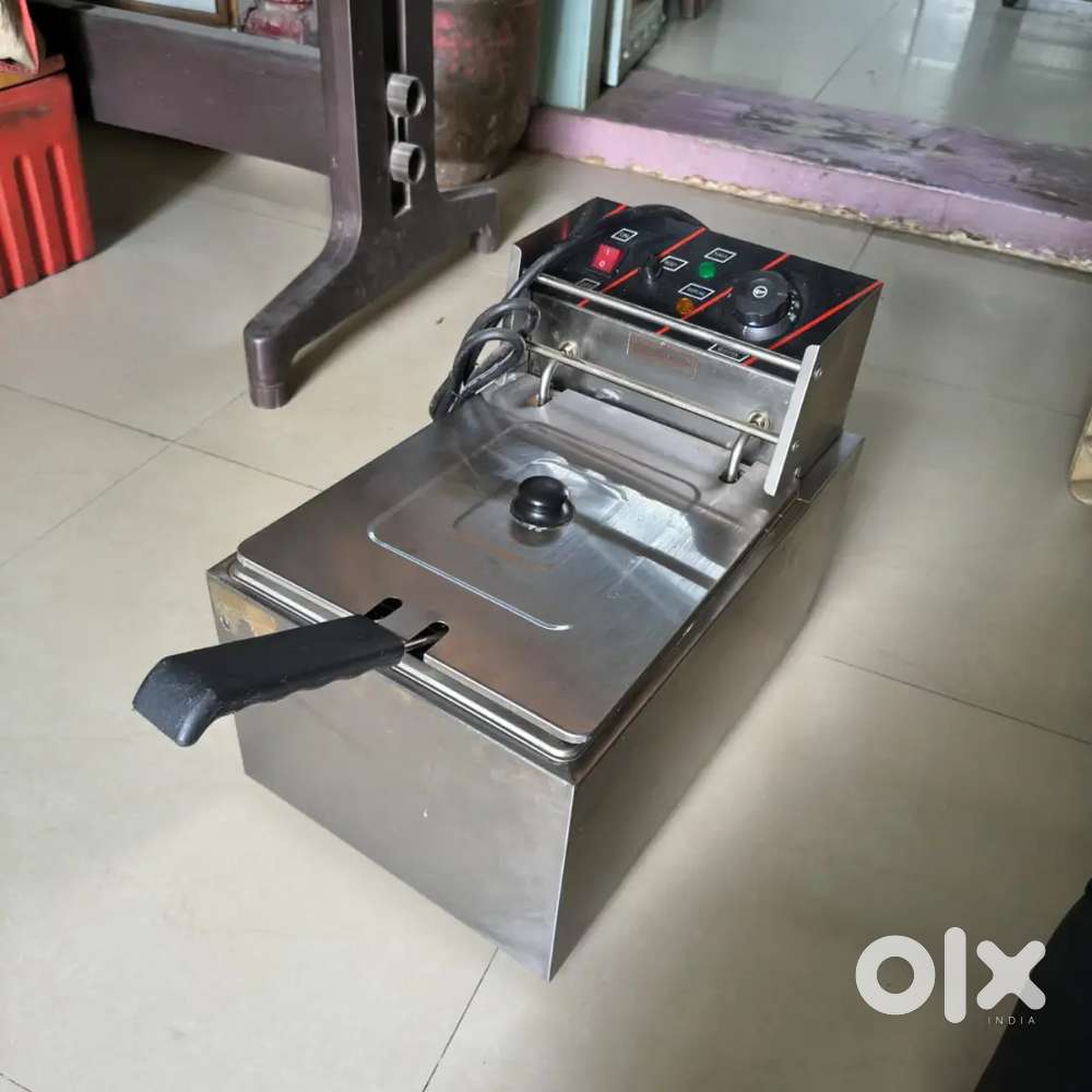 8 Litre Commercial Deep Fryer — Only 3 Months Used