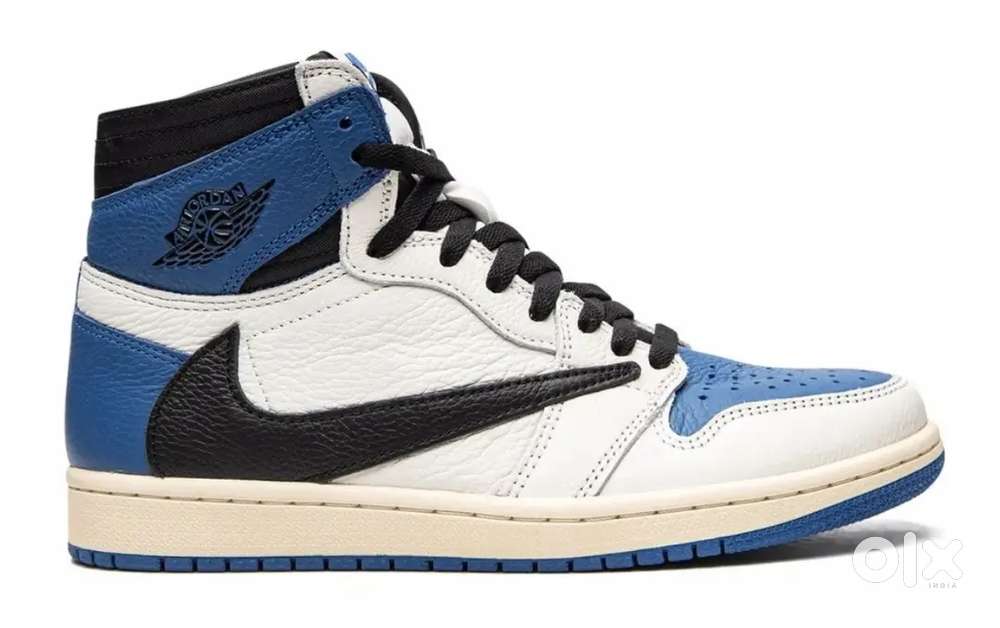 Jordan
x Travis Scott Air Jordan 1 High SP Fragment sneakers
