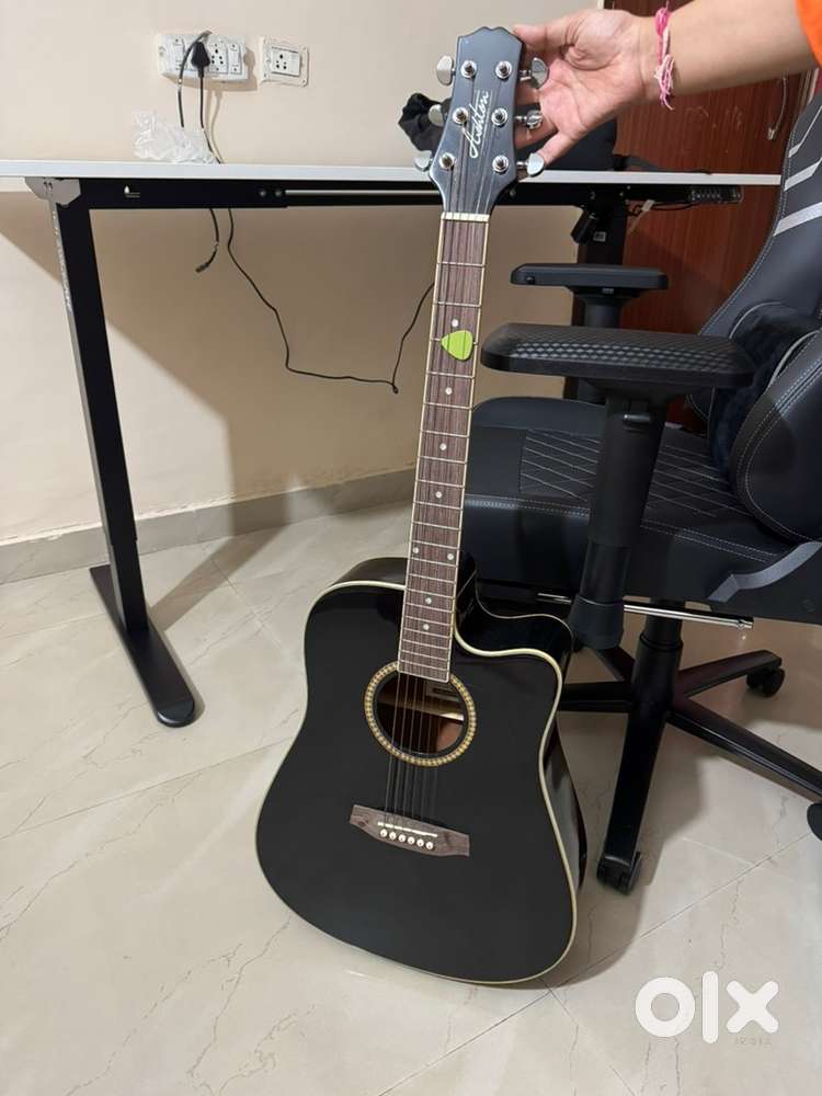 Ashton Accoustic Guitar