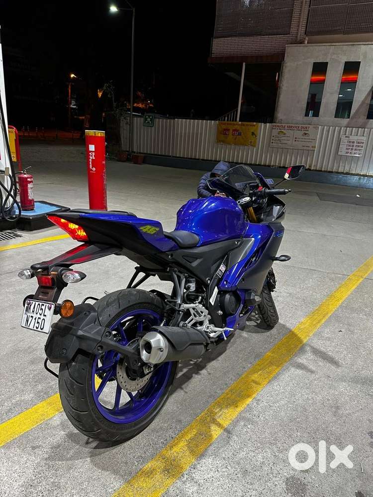 1.	Yamaha R15 V4 – Showroom Condition Beast for Sale!