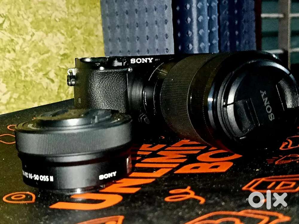 Urgent  sony a6000 *2 lens