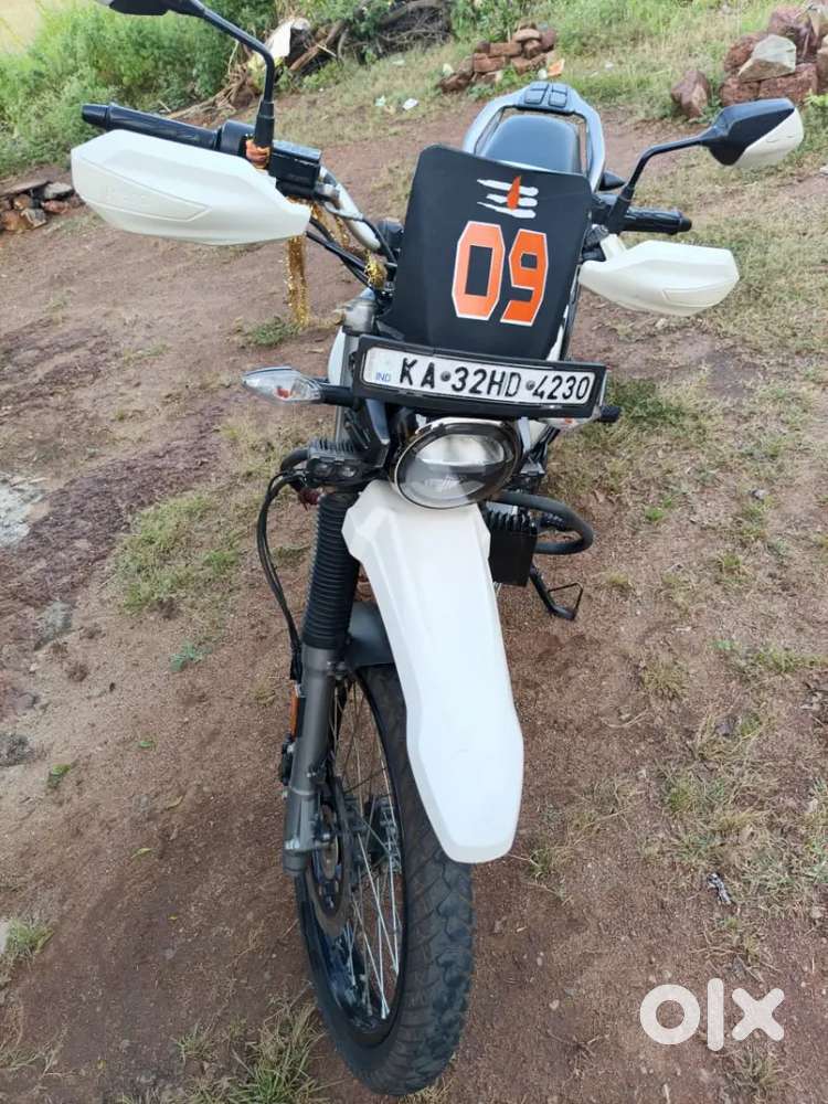 Good condition bike and new tyre showroom servicing