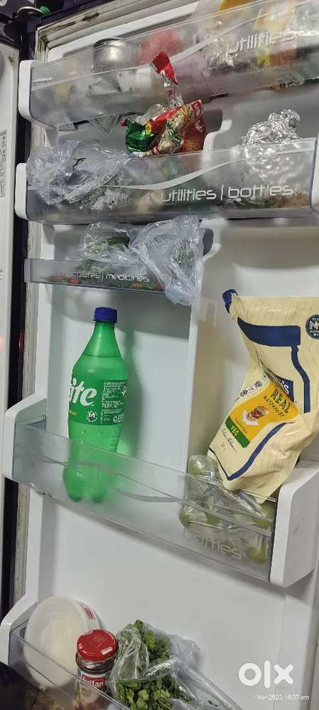 Single door freeze mint candition