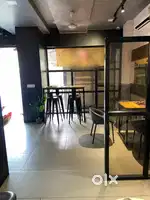 Commercial Shops Available For Cafe / Retail