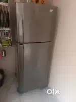 Best condition lg 265 liter