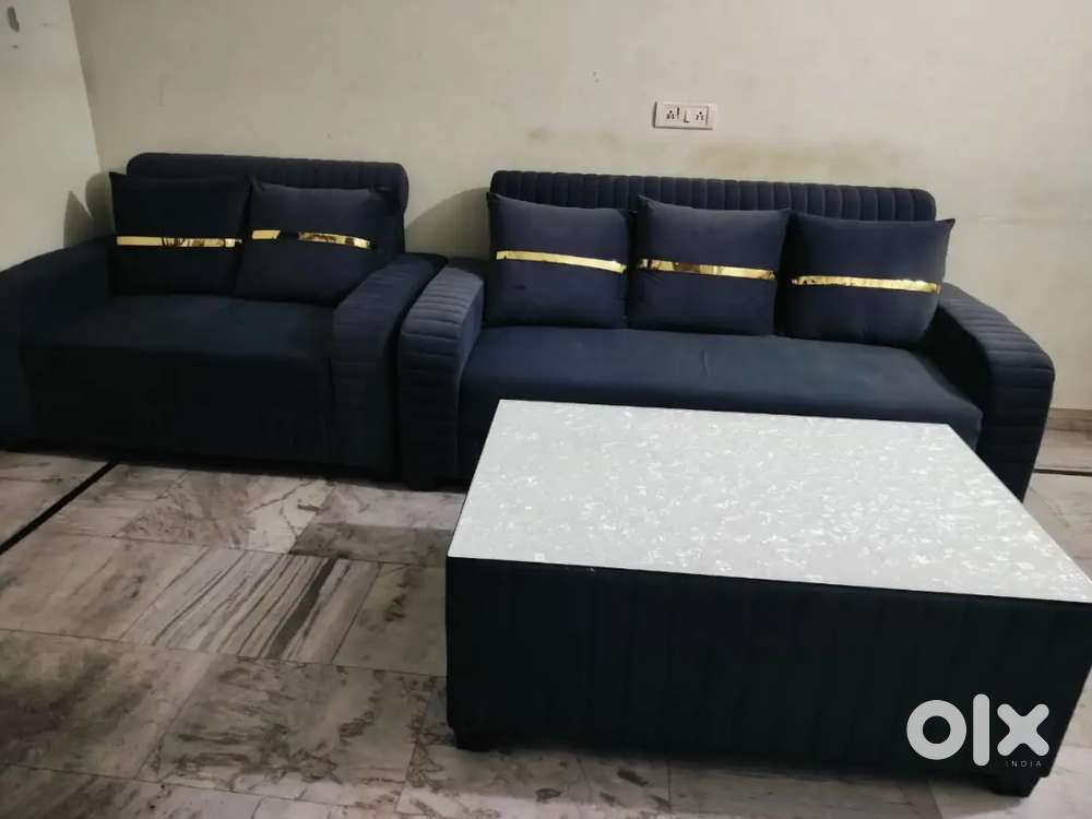 New 7 seater sofa and table