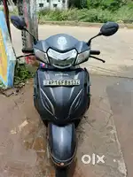 Single hand driven