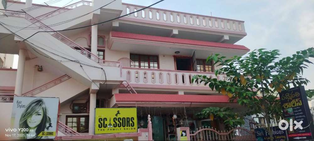 female Front Office Executive / Admissions & Lead Coordinator