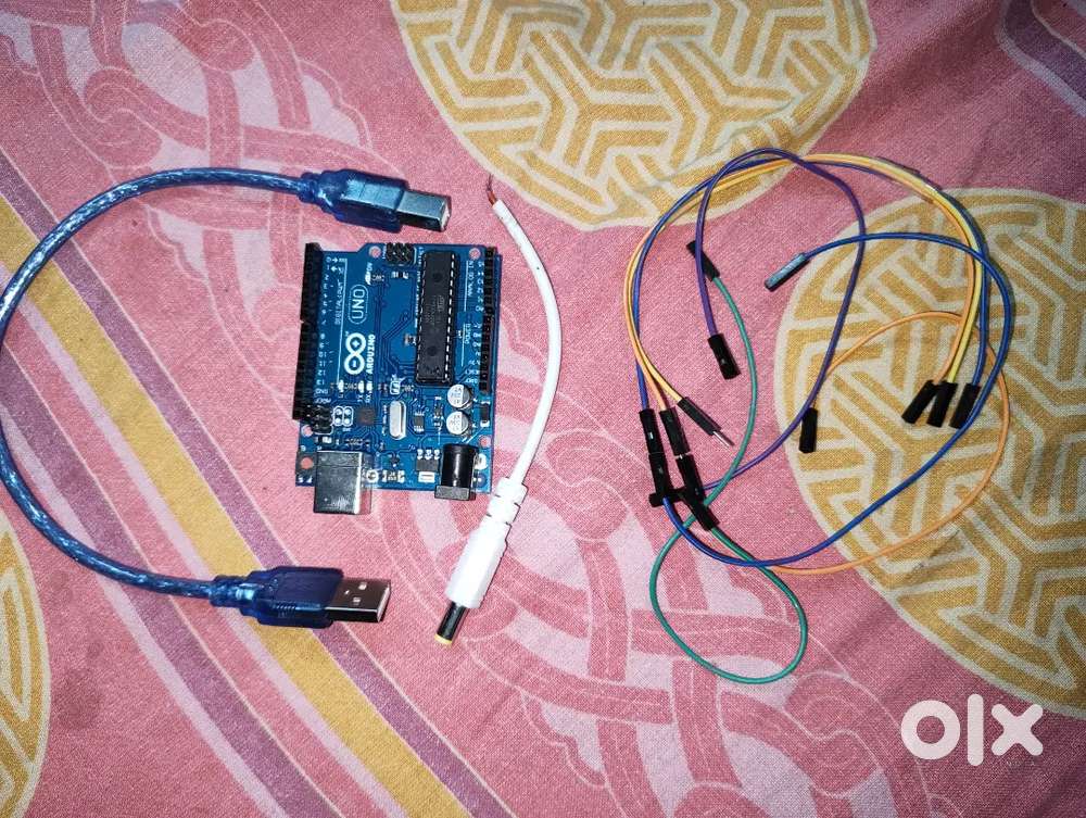 Arduino uno r3 in best condition all working with wires and code wire