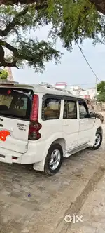Mahindra Scorpio 2009 Diesel 180000 Km Driven