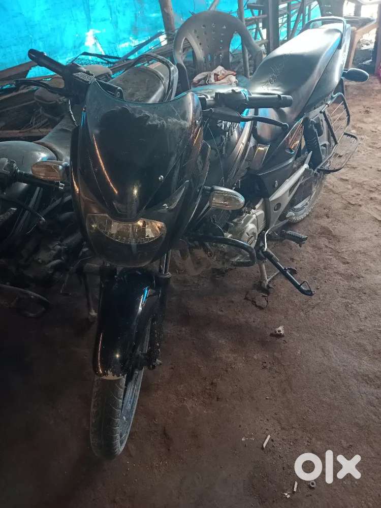 बाजाज पलसर 150 सी सी