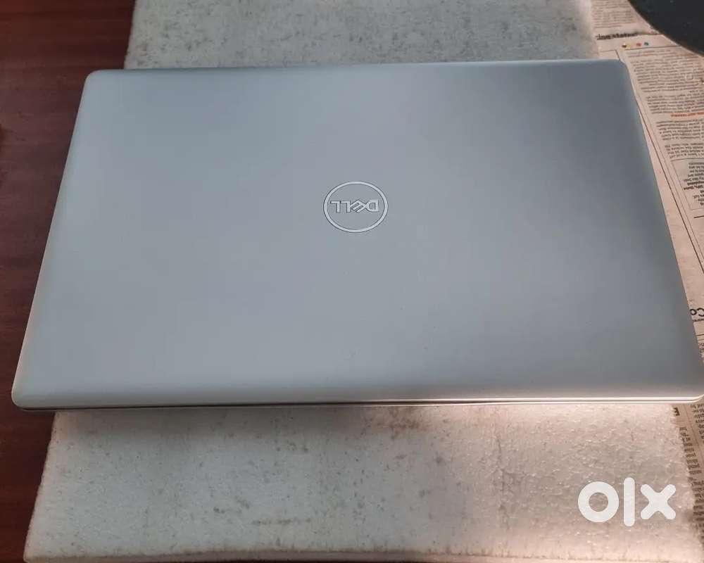 Dell 15.6 Inch Laptop I3 7th Gen 8gb Ram 256gb SSD Silver Black