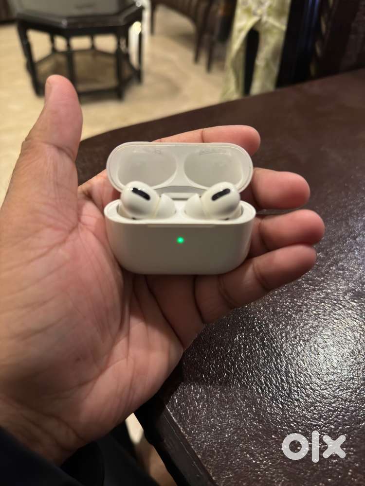 AirPods Pro 1 (2020)  Full Box + Original Accessories