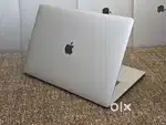 Apple Macbook Pro i7/16/512gb/5.5Gb Graphics  15inch Retina Touchbar
