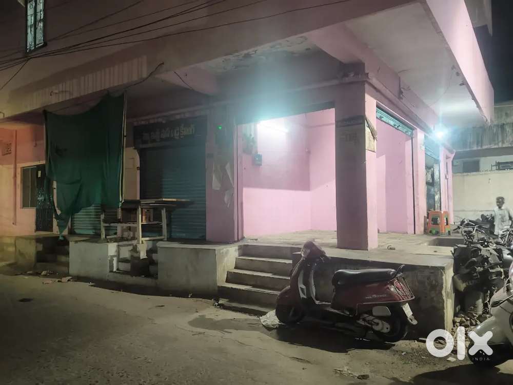 Shop or godowns for rent