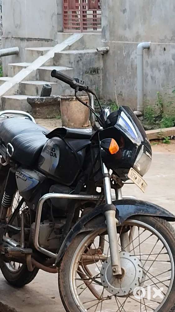 Hero honda Splendor bike