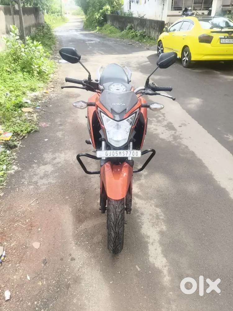 Honda CB hornet 160r