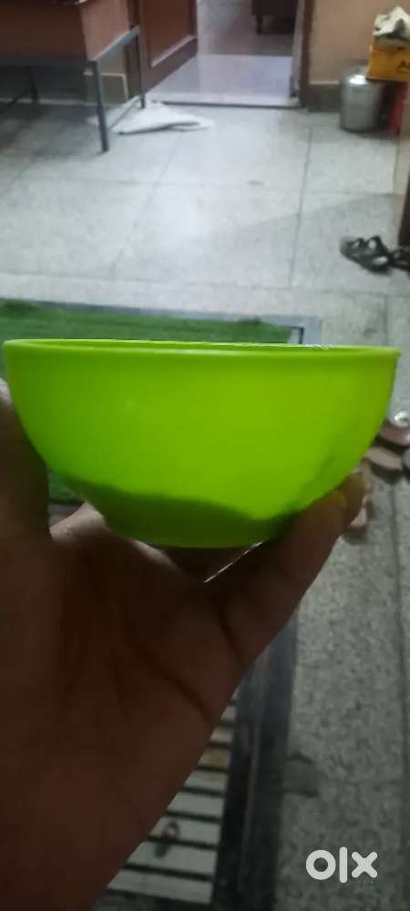 Soap bowl non stick