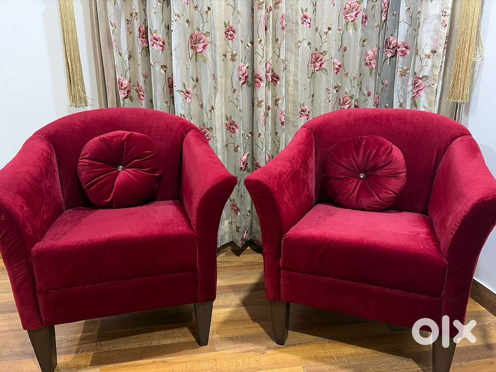 Beautiful pair of sofa chairs available for sale