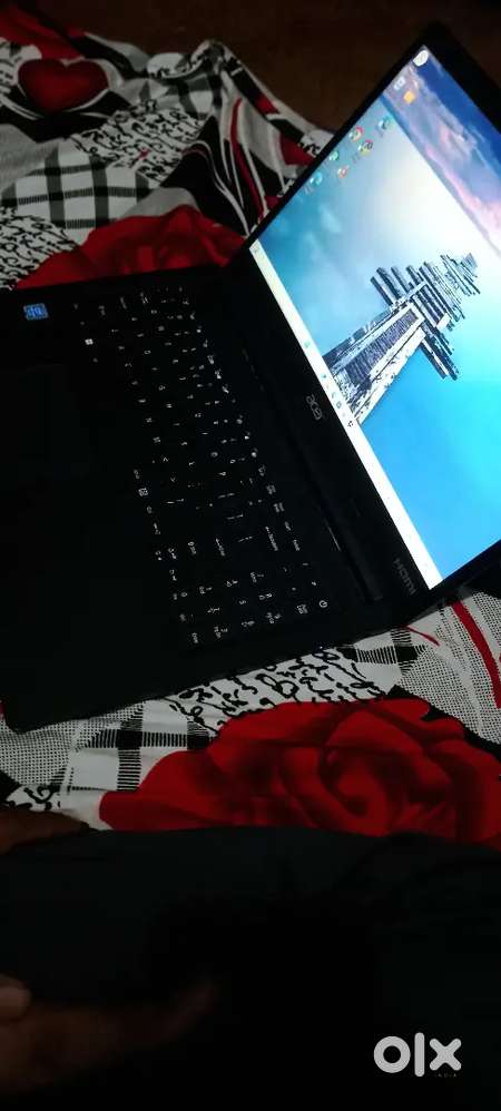 Acer Extensa 215-31 Laptop  Excellent Condition  Windows 11 Ready