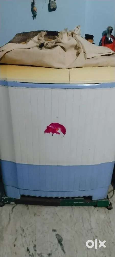 LG KA HAI JISKO V LENA HAI LE LO